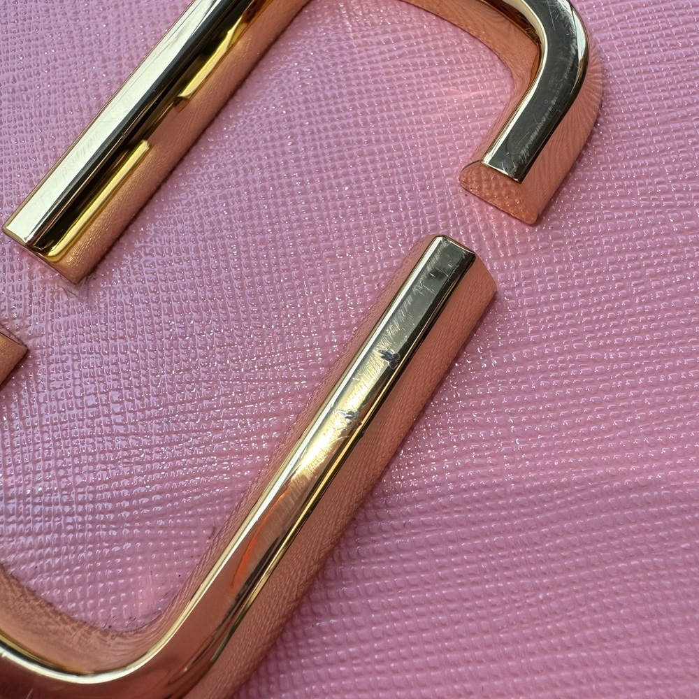 The Marc Jacobs Snapshot Camera Bag in Baby Pink - Picture 8 of 11